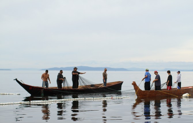 Lummi tribal members reef net fishing-3